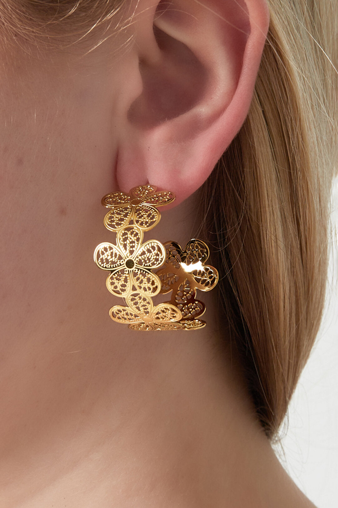 Flowers hoop earrings